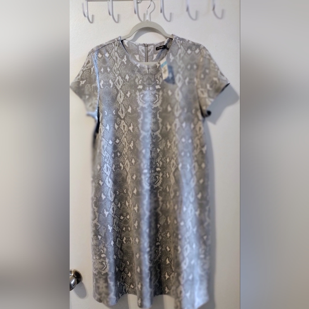 J McLaughlin NWT  Pearl Off White Gray Naja swing Dress Large $228 Original Pric